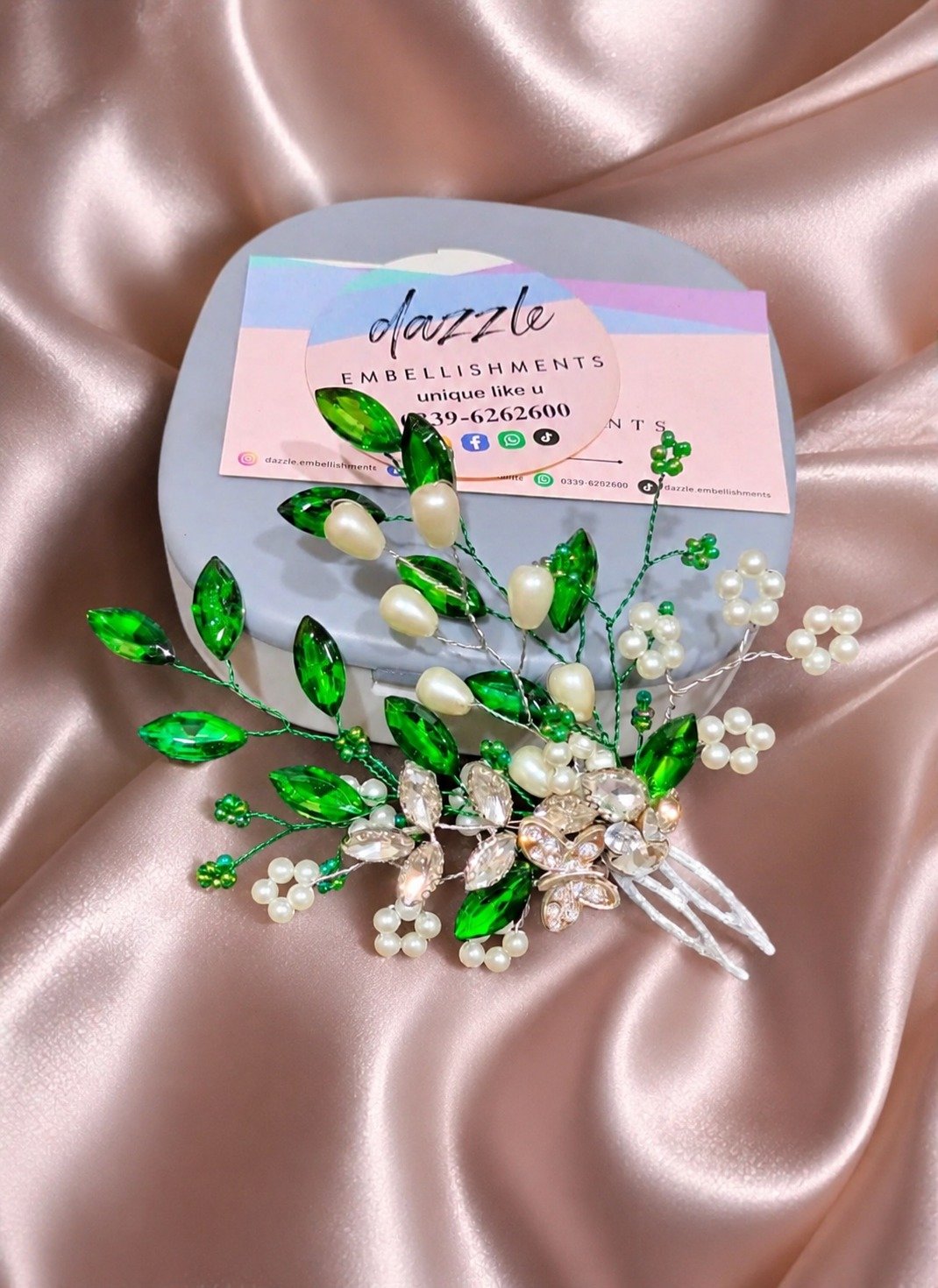 Pearl leaf accessory